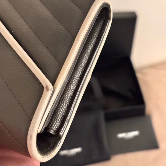 Saint Laurent YSL Cassandre Chevron Quilted Grey Leather Long Wallet W/ COA - Picture 5 of 15